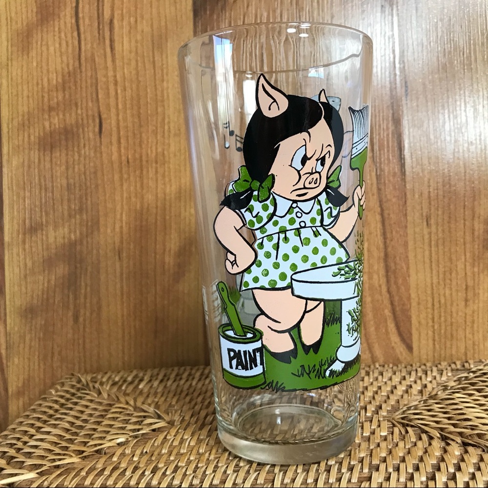 Porky And Petunia Pig 1976 Pepsi Collection